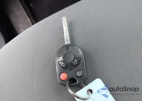 2016 Ford Escape Se z USA, uszkodzony, nr VIN 1FMCU9G90GUC23129